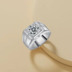 Moissanite Ring — Unisex
