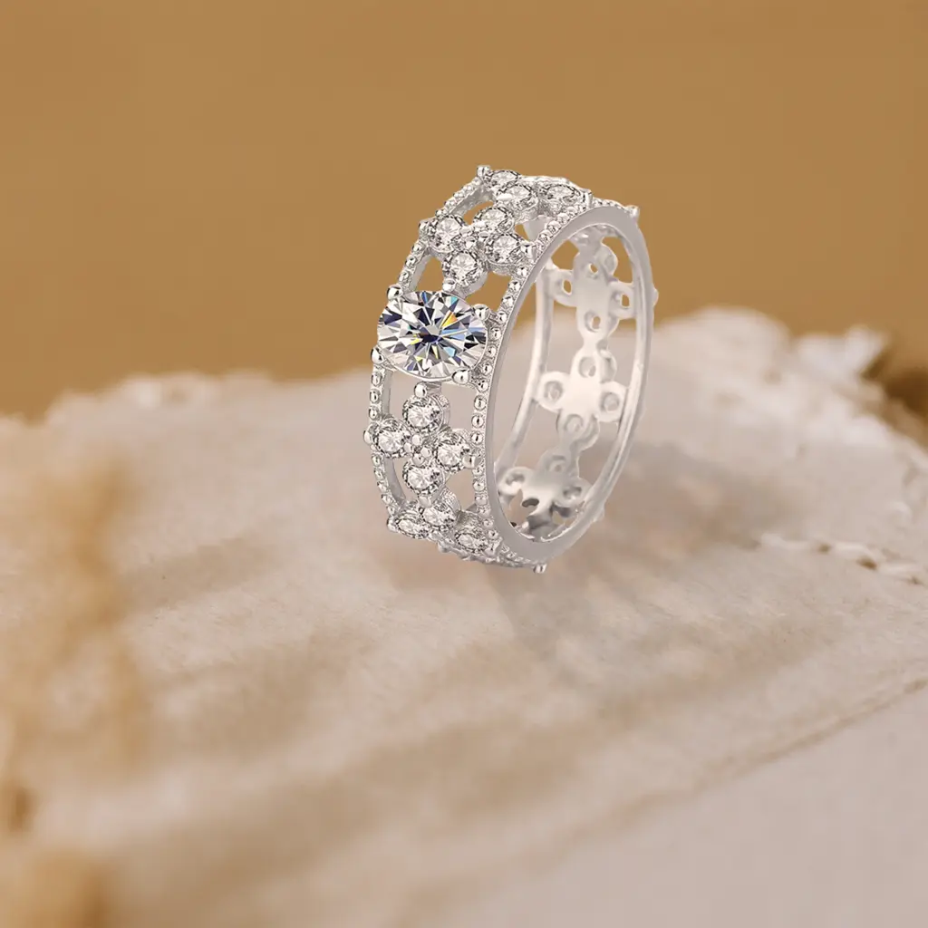 Moissanite Diamond Ring