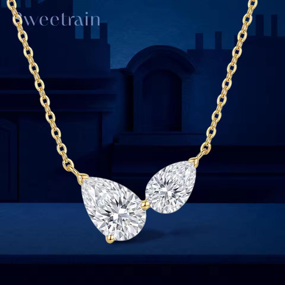 1.5CT Pear-Cut Moissanite Pendant Necklace